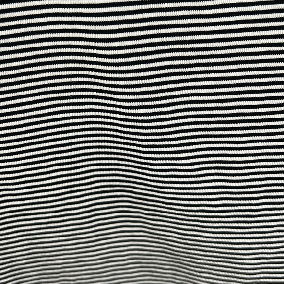 Lululemon tank - Picture 3 of 5